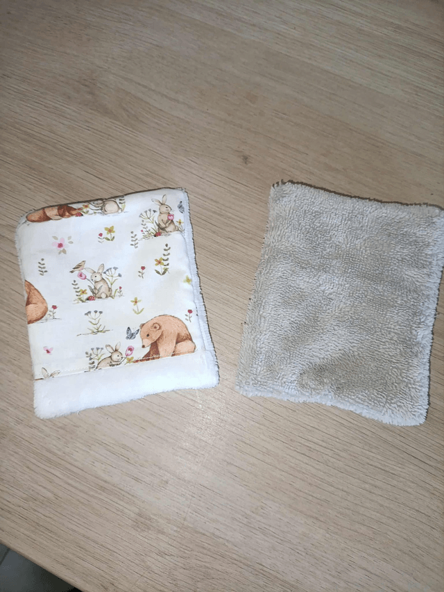 GANTS FLUFFY (débarbouillette ou démaquillante)